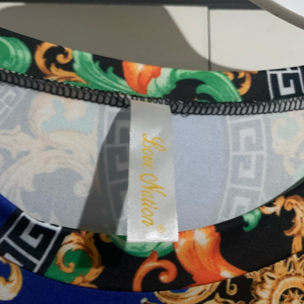 Multi colored top - Picture 3 of 6